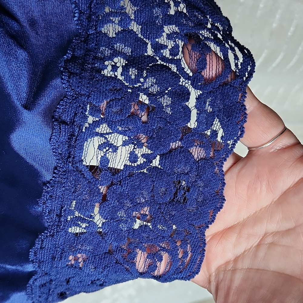 Vintage Sears Navy Blue Half Slip With Lace Trim Szm Gem